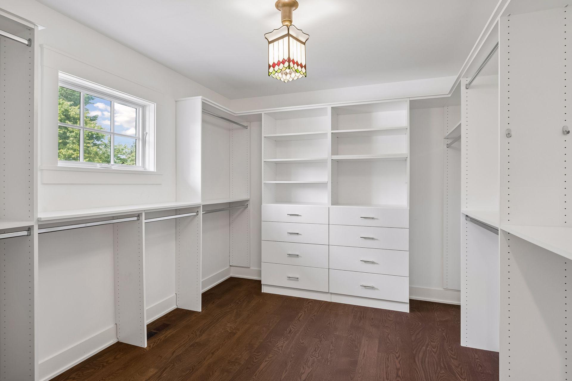 4240 Sidell Trail