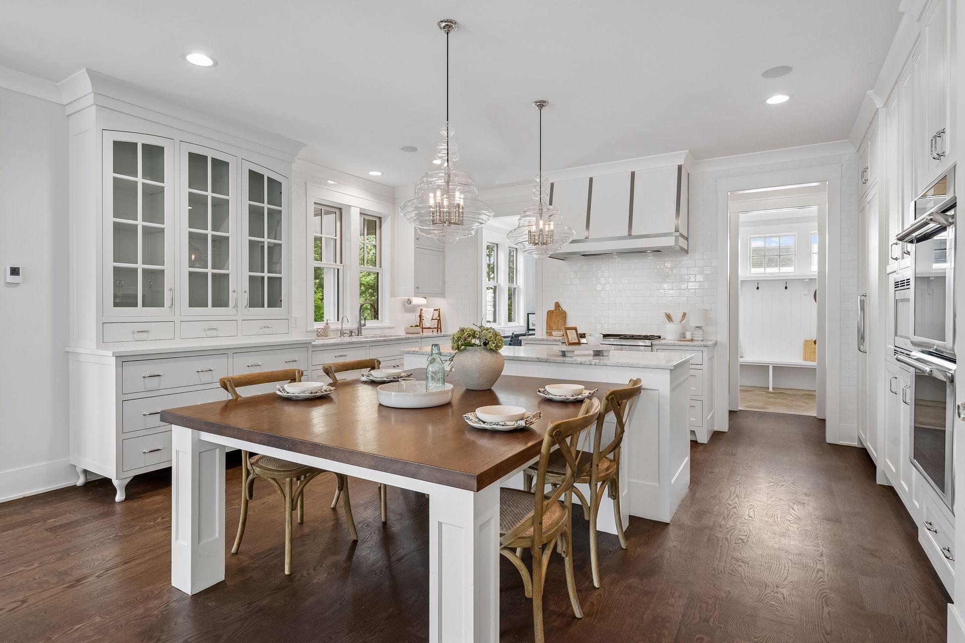 4240 Sidell Trail