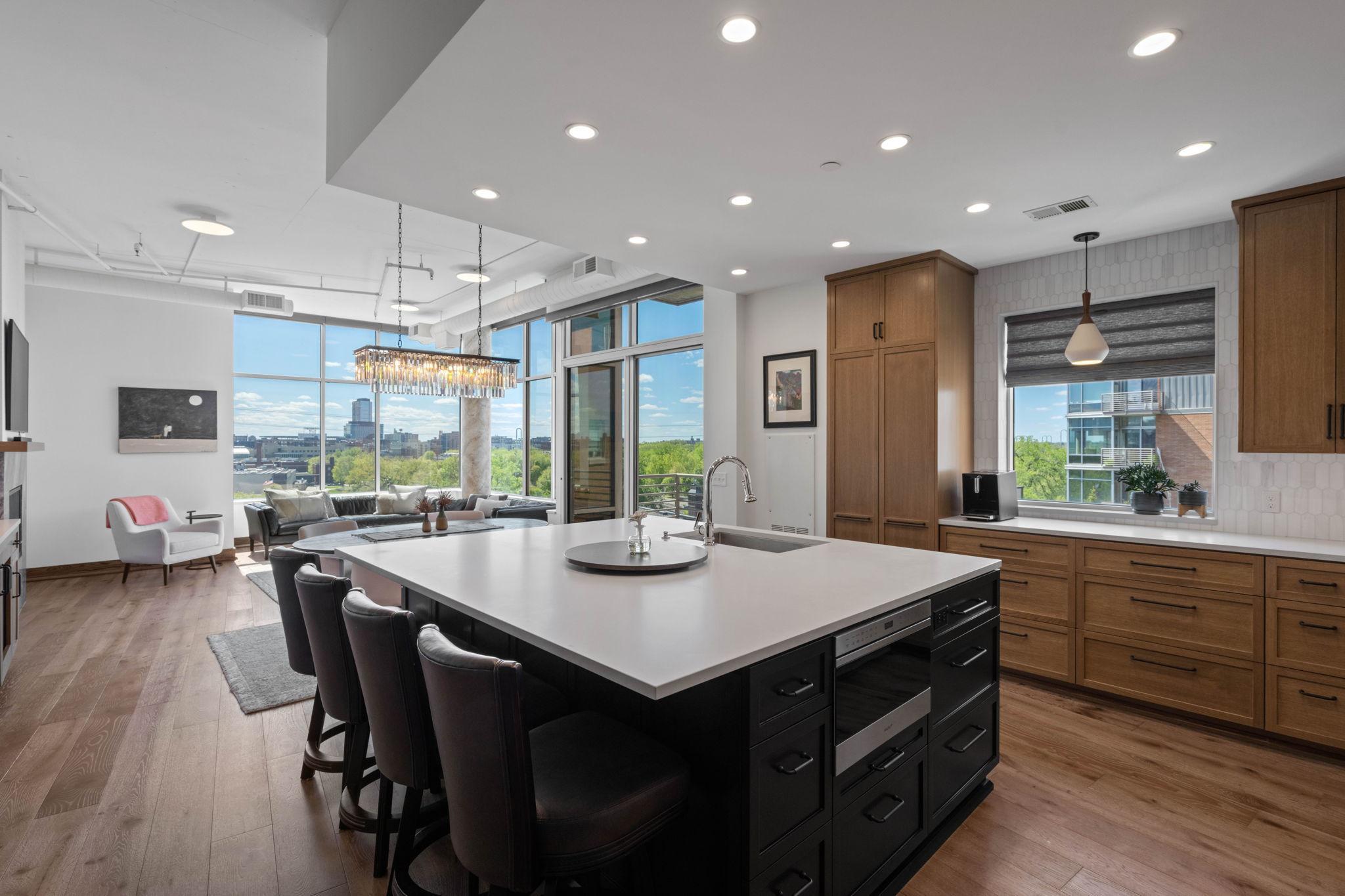 100 2nd Street NE Unit: A560