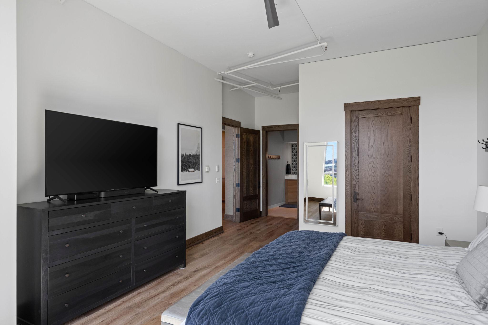 100 2nd Street NE Unit: A560