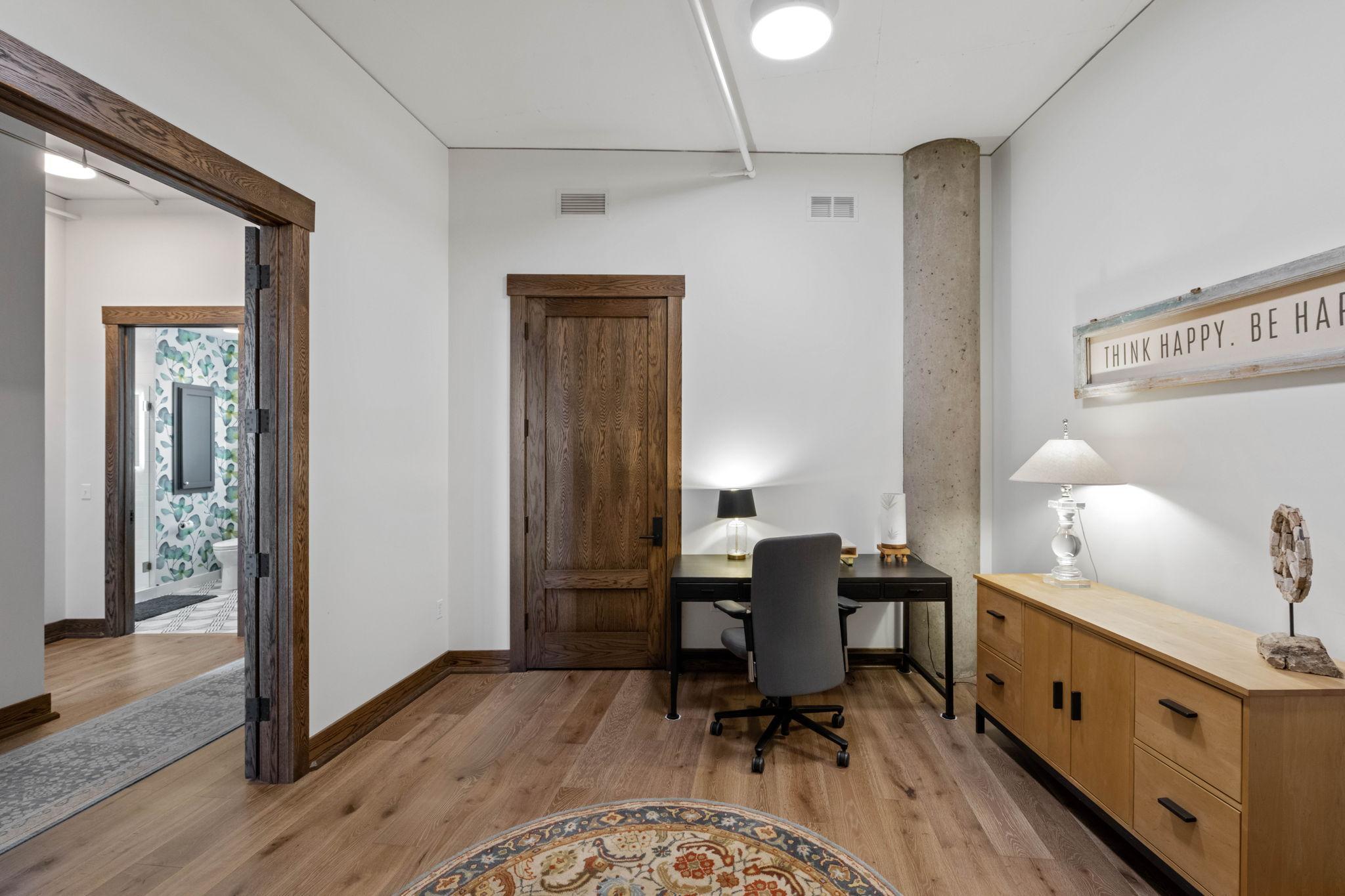 100 2nd Street NE Unit: A560