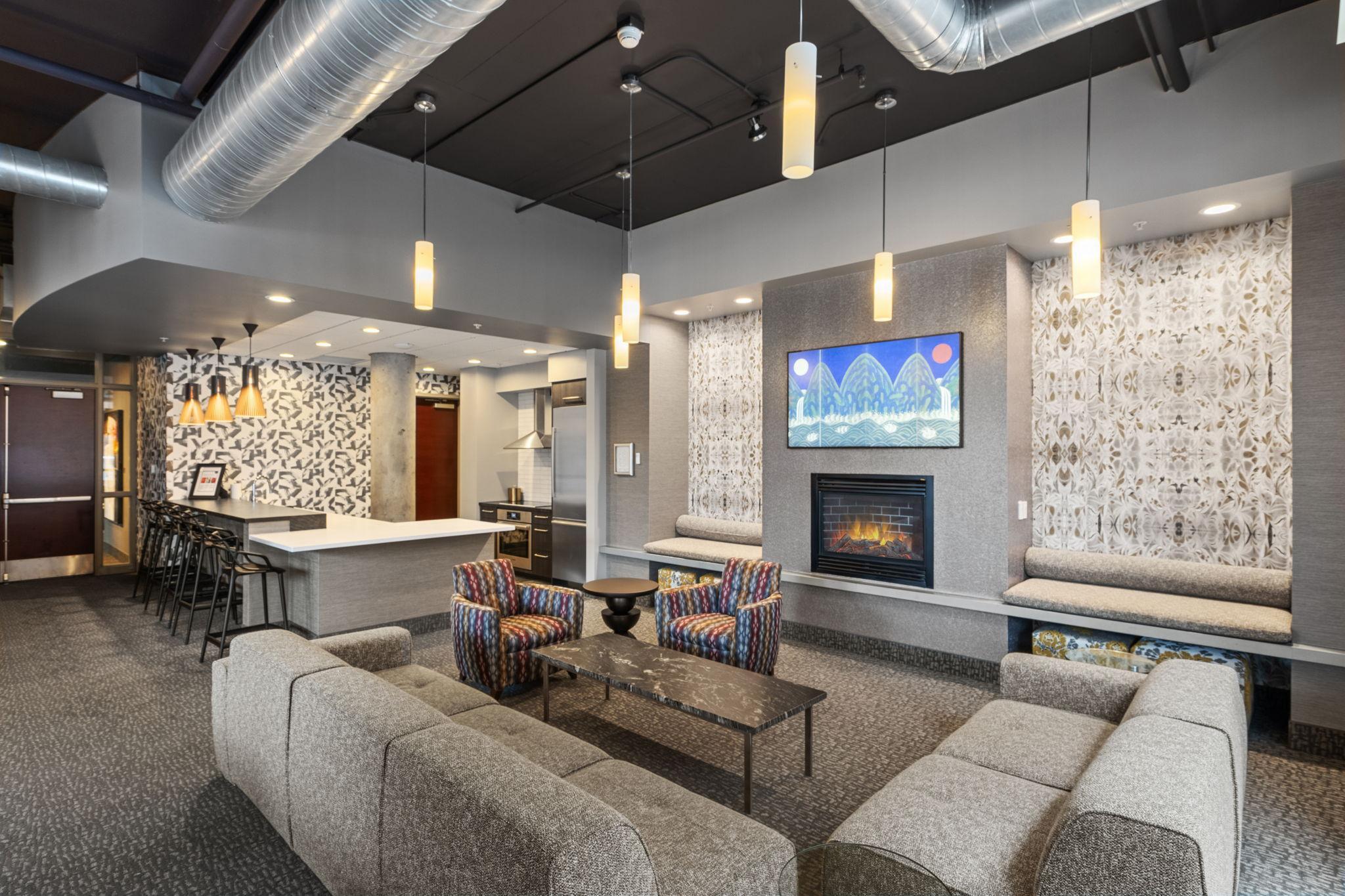 100 2nd Street NE Unit: A560