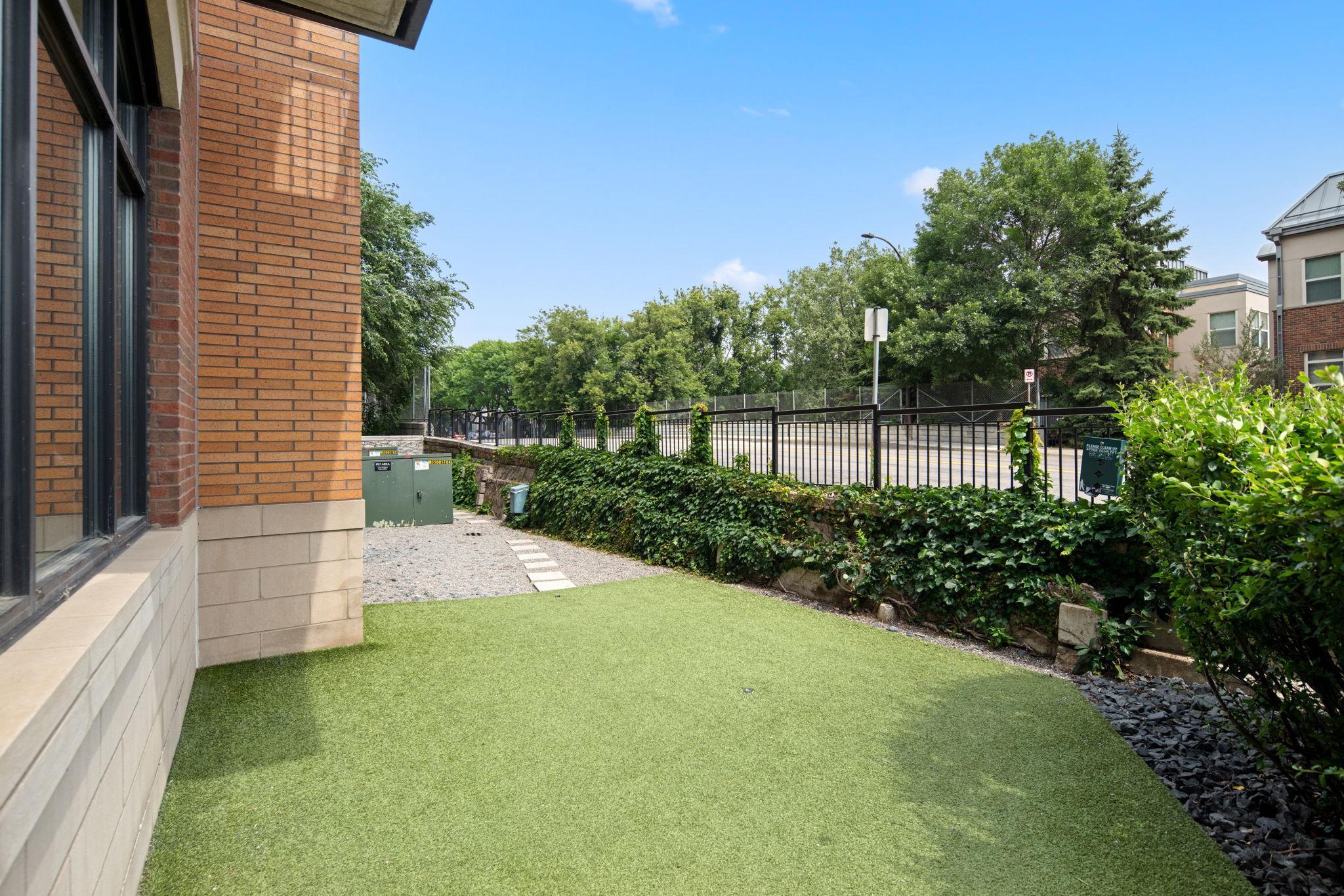 100 2nd Street NE Unit: A560