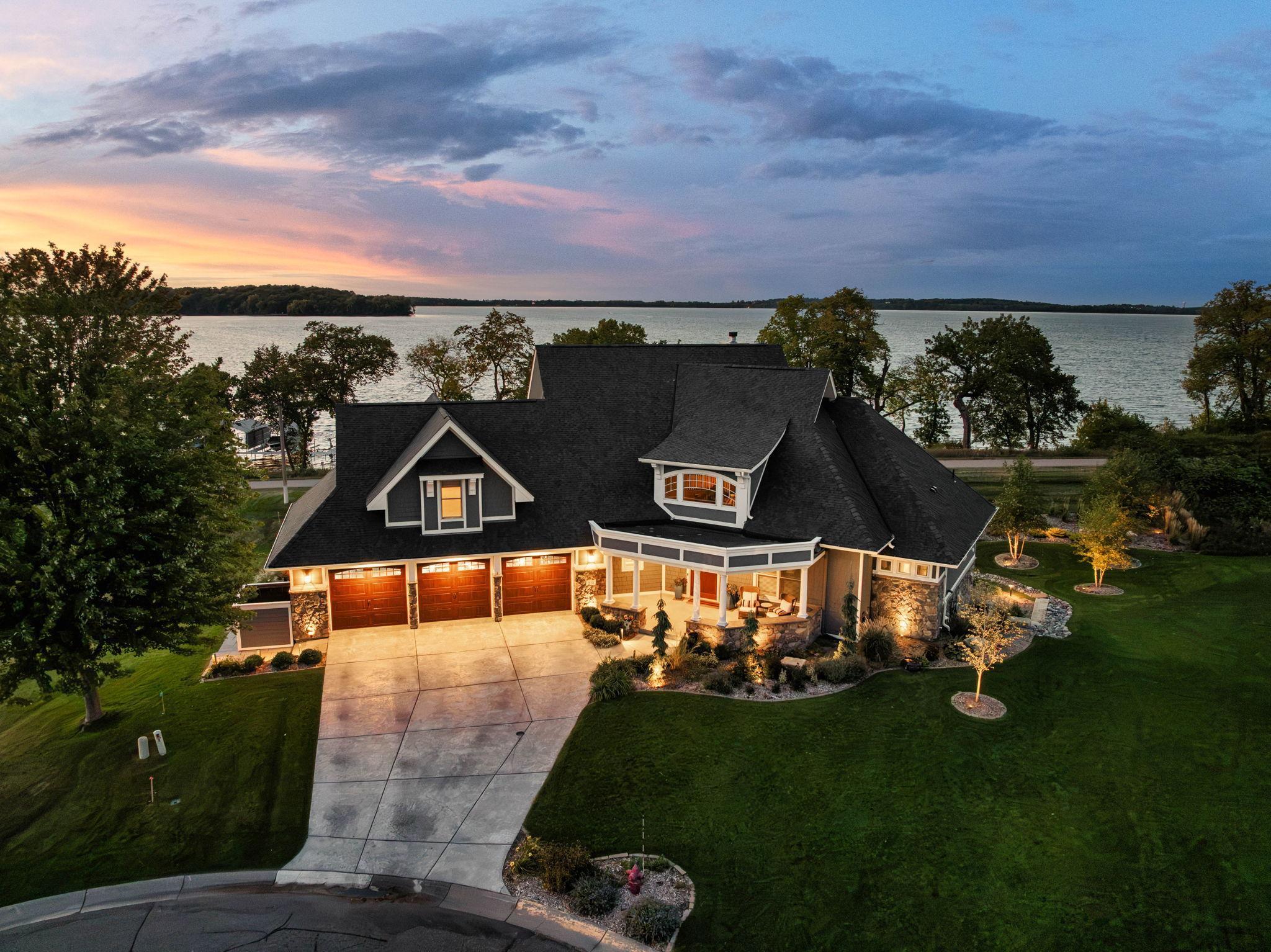 854 Beach Road