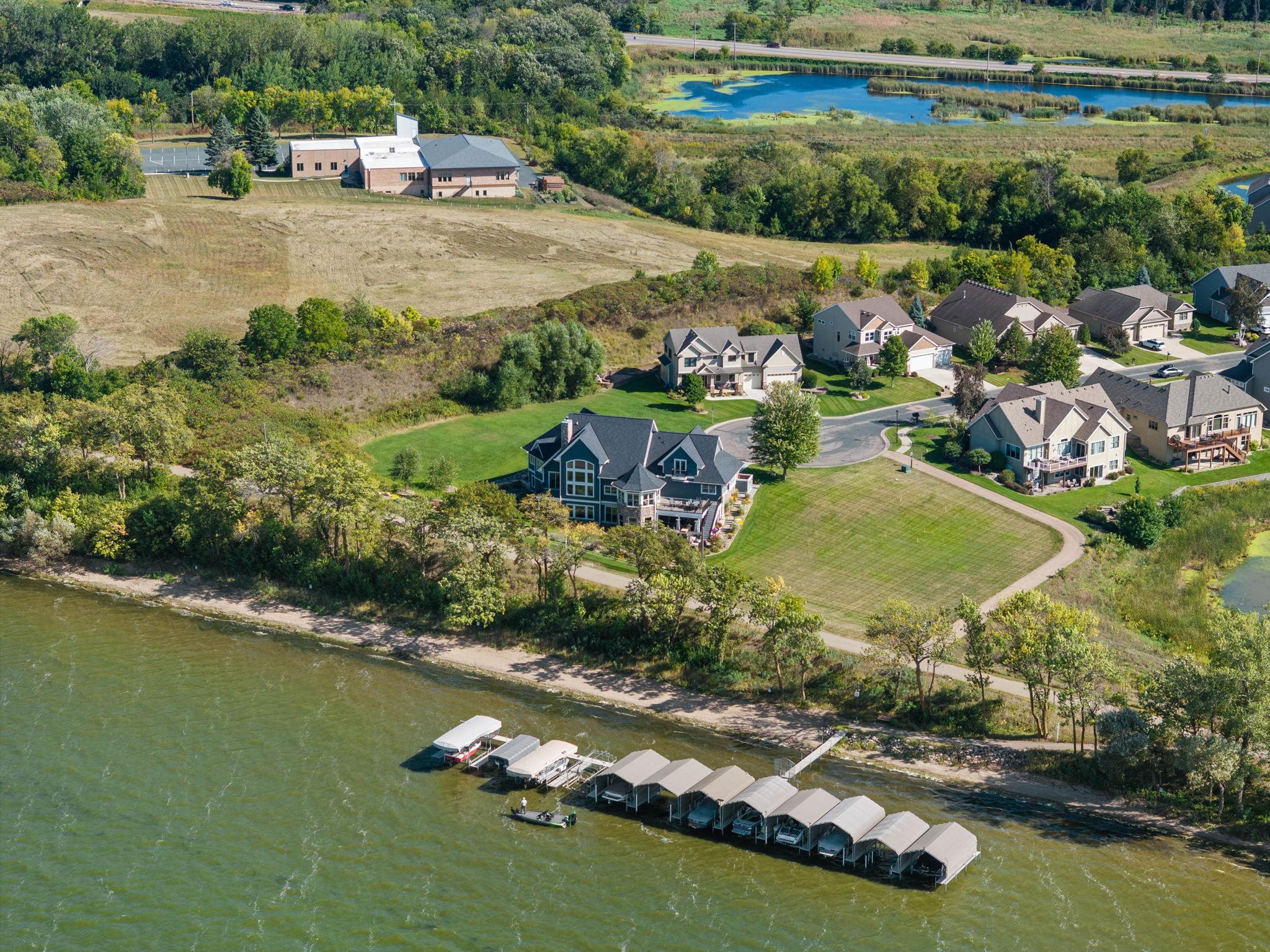 854 Beach Road