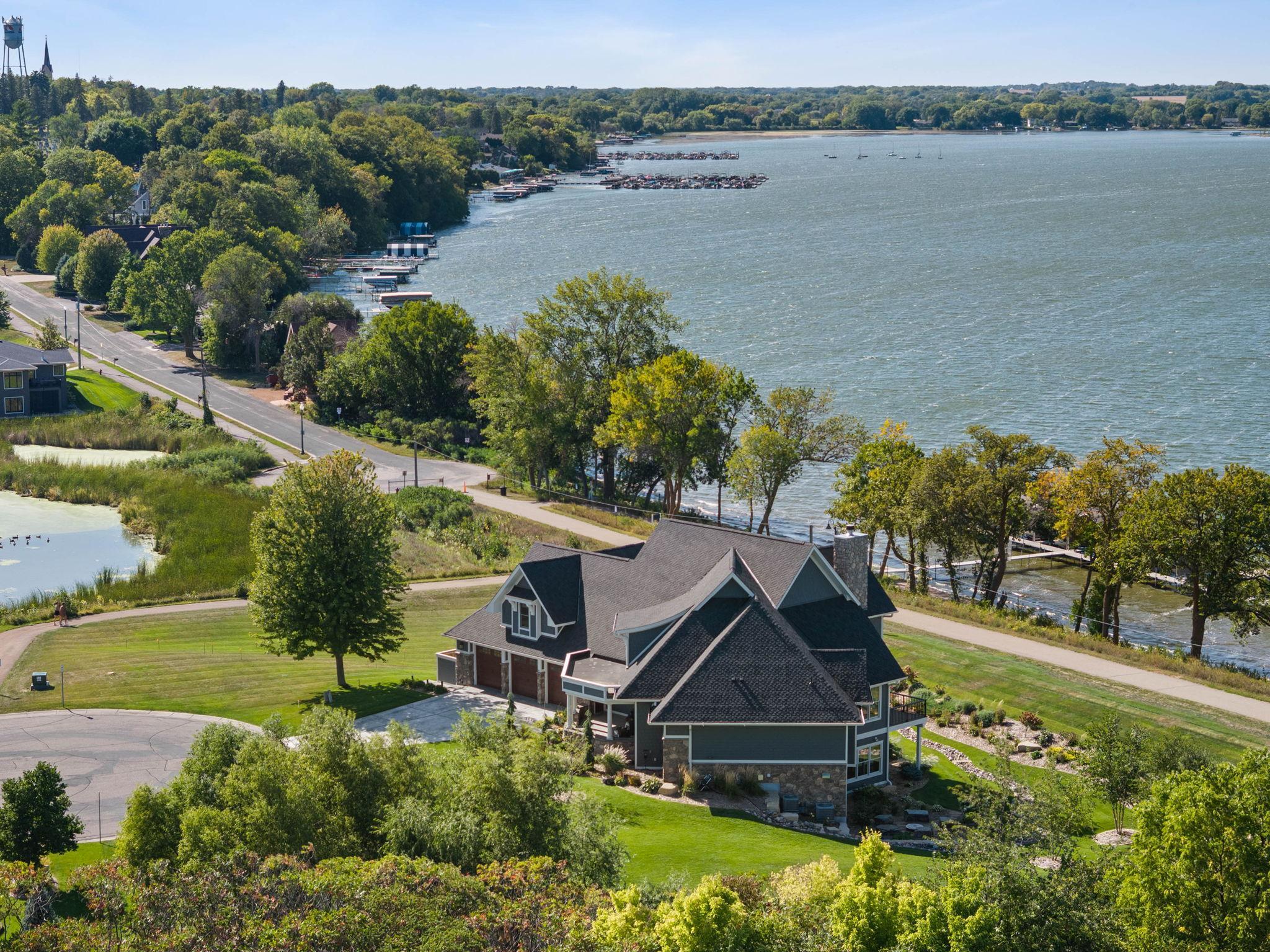 854 Beach Road