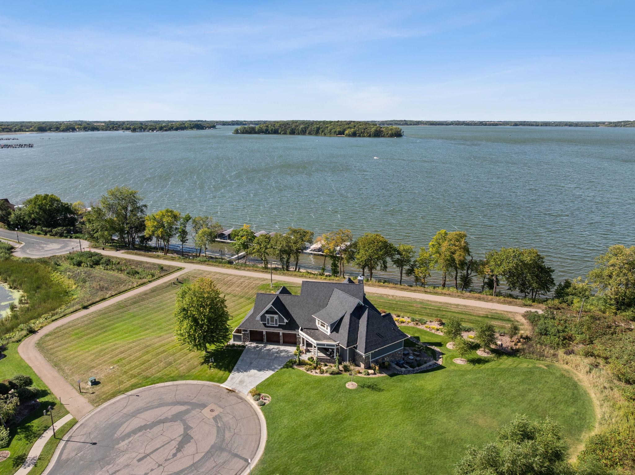 854 Beach Road