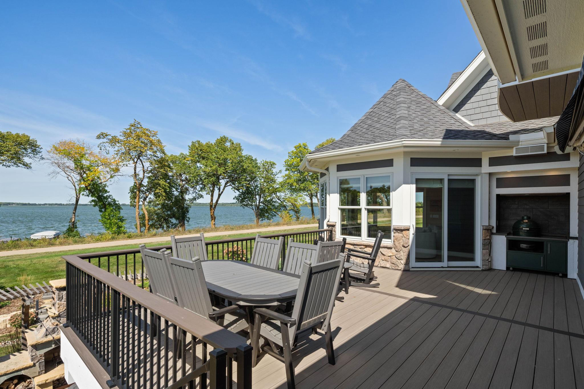854 Beach Road