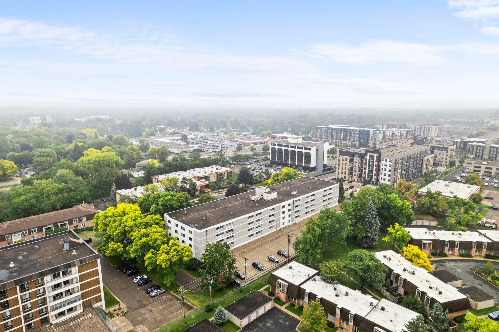 6450 York Avenue S Unit: 207
