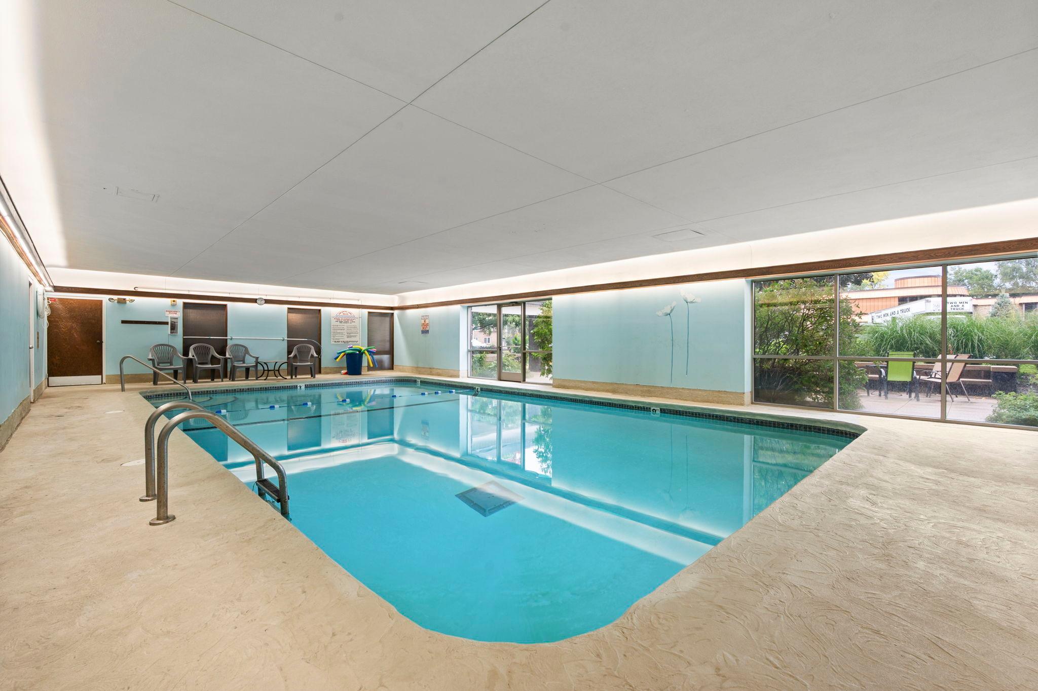 6450 York Avenue S Unit: 207
