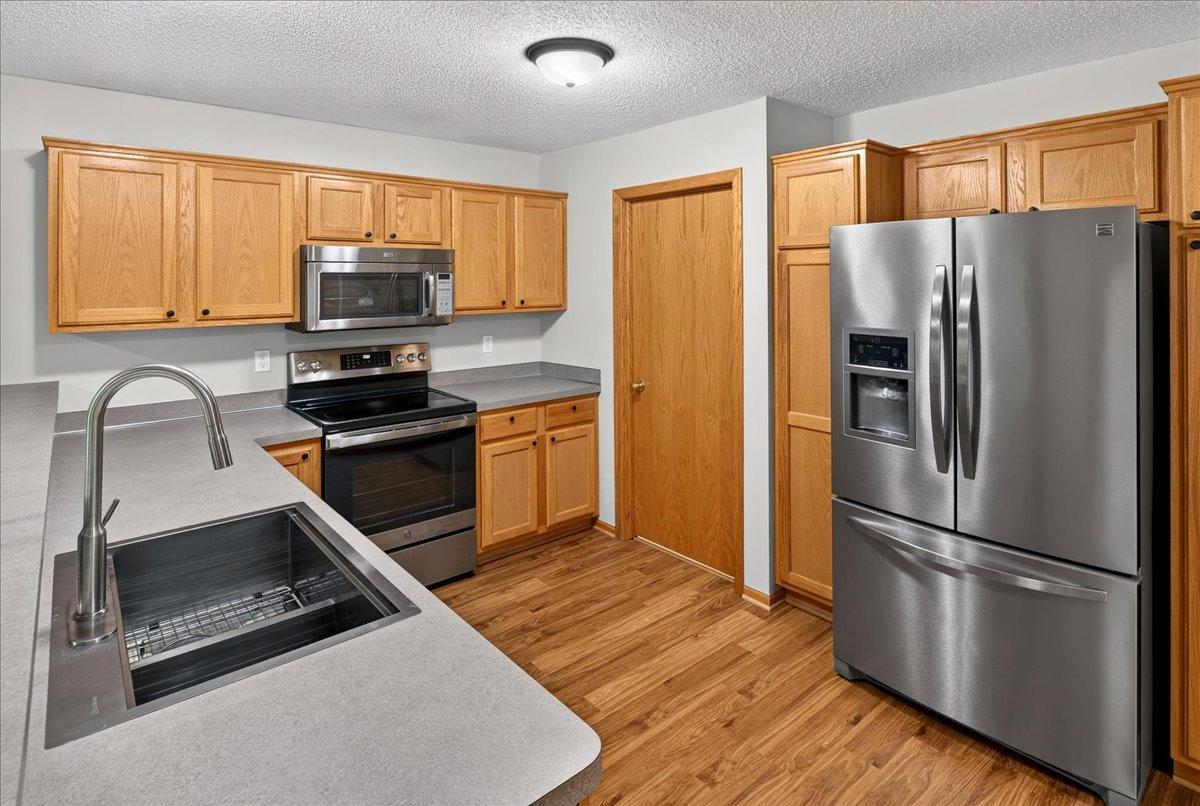 8002 Marsh Run Court