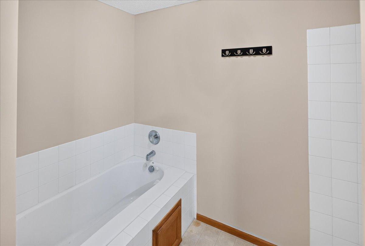 8002 Marsh Run Court