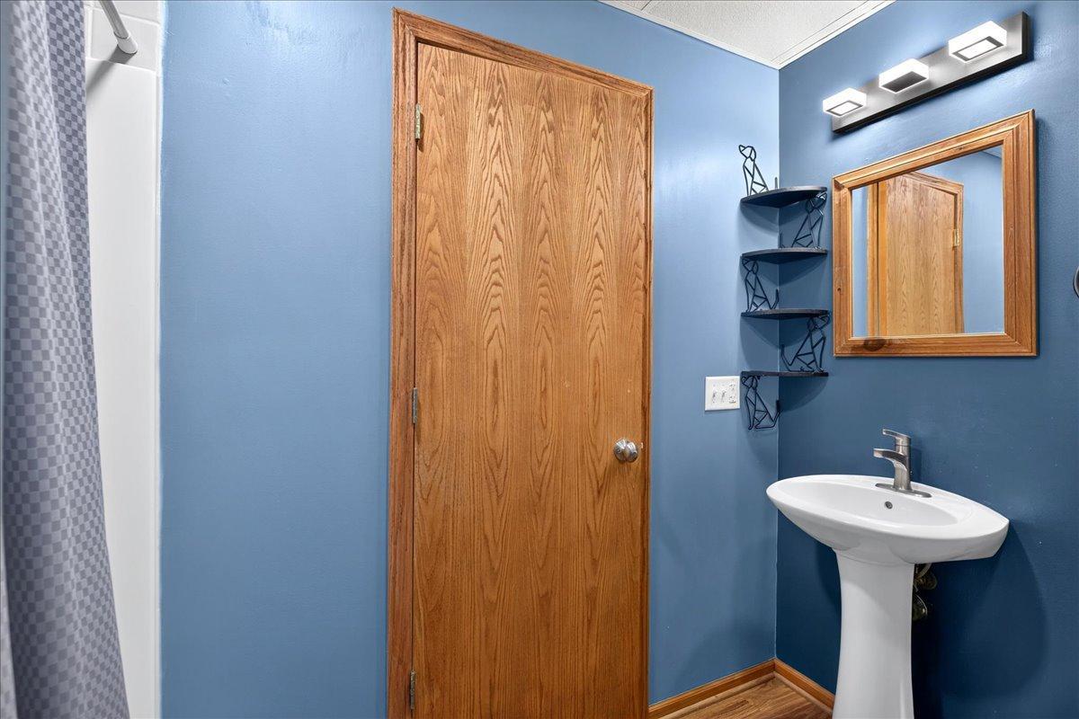 8002 Marsh Run Court