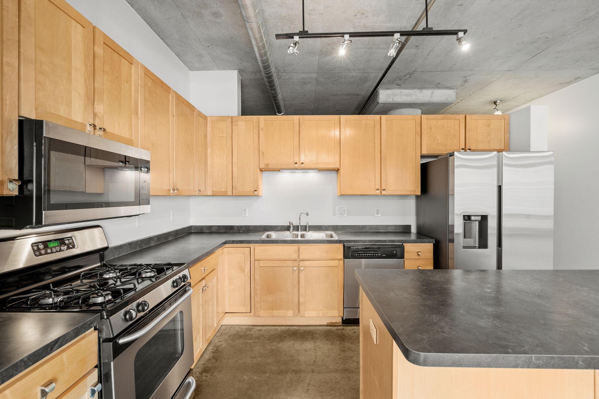 720 N 4th Street Unit: R405