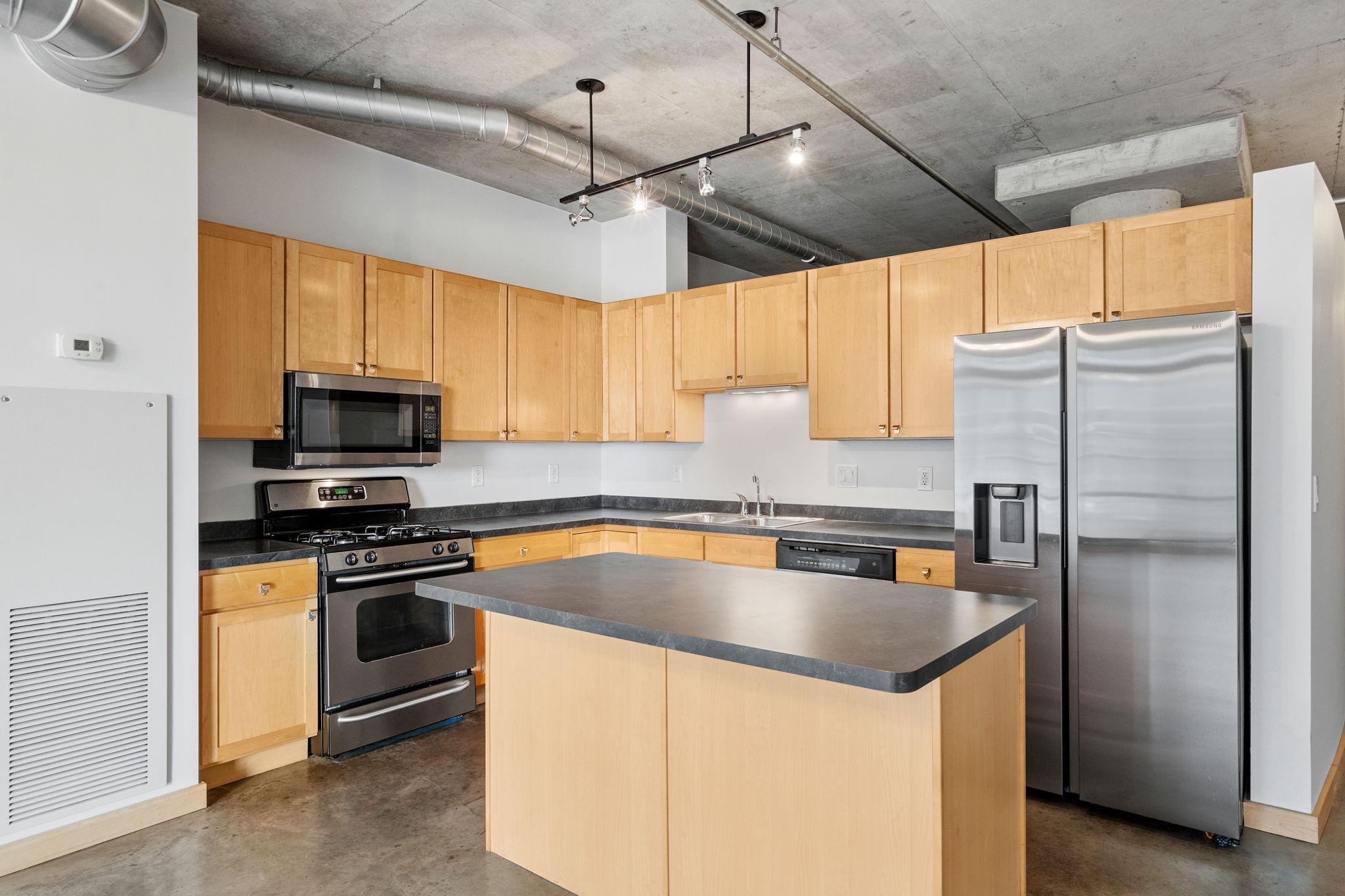 720 N 4th Street Unit: R405
