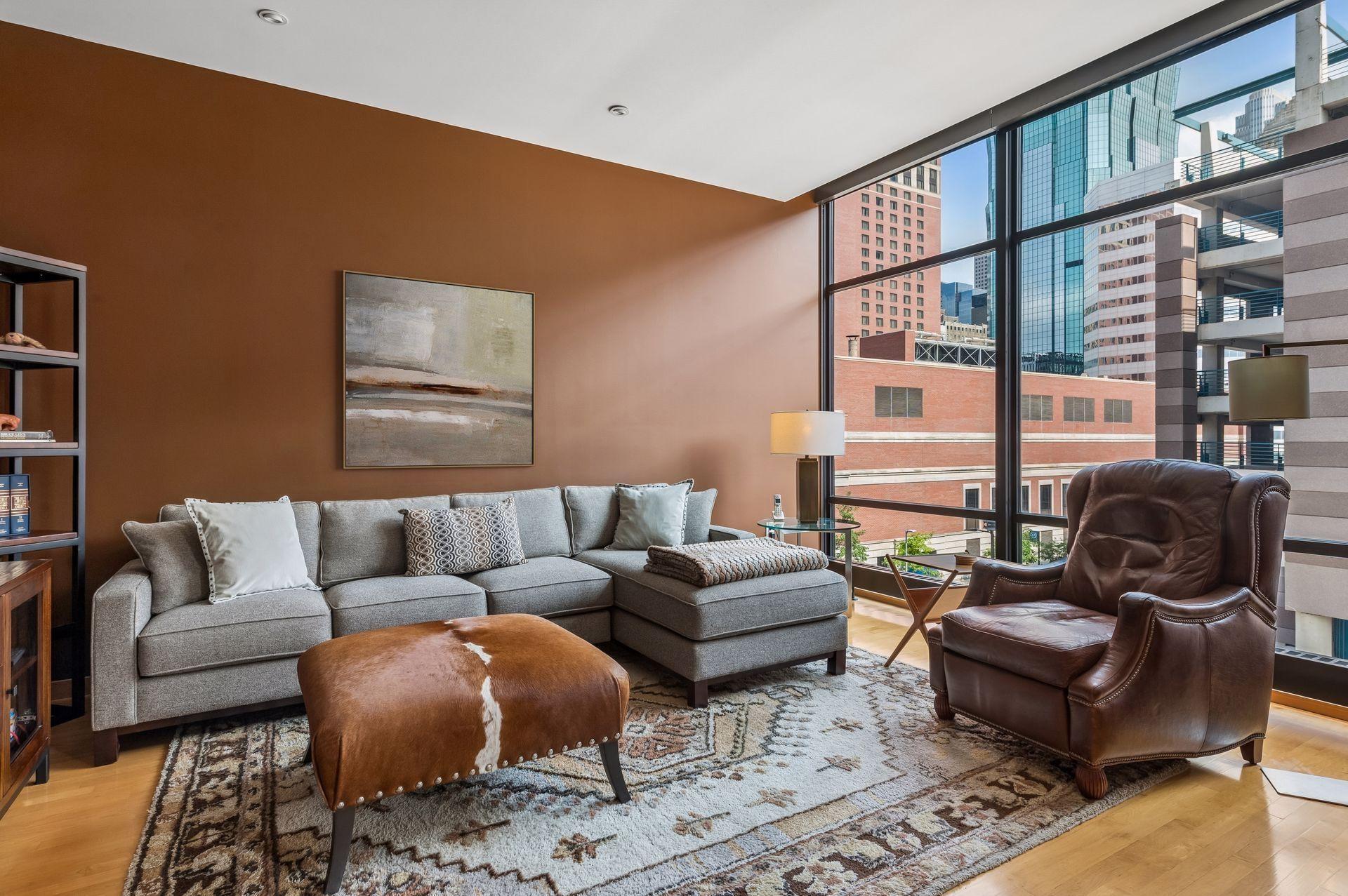 201 S 11th Street Unit 430 Minneapolis Mn Us 55403 Nst7154995