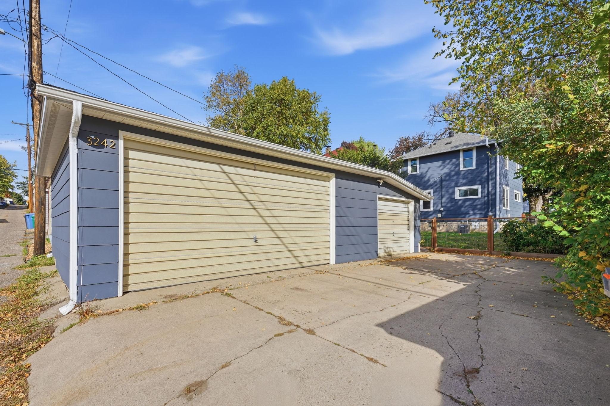 3242 Ulysses Street NE