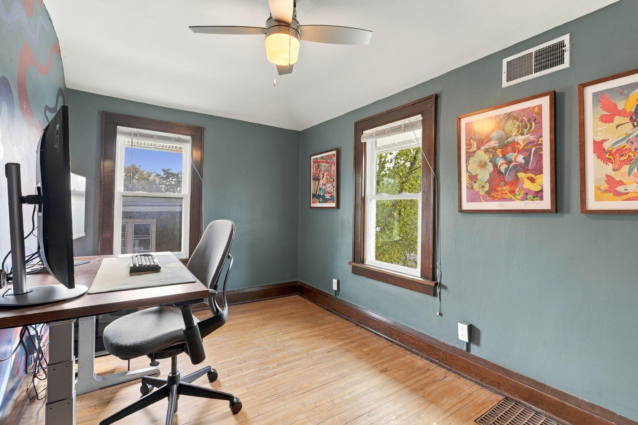 3242 Ulysses Street NE