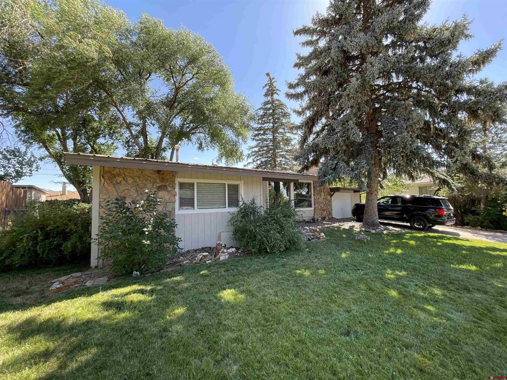 631 Baker