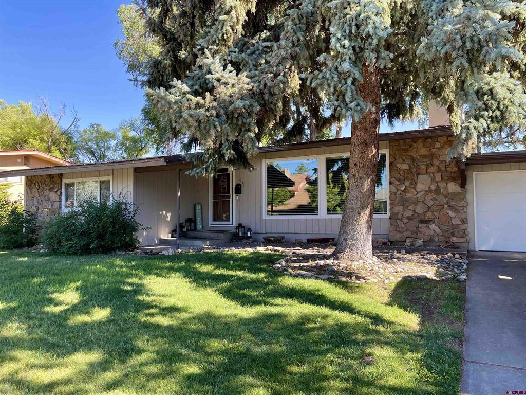 631 Baker