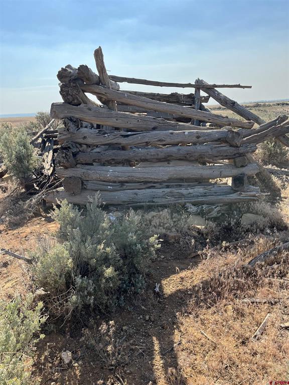 11260 Road R