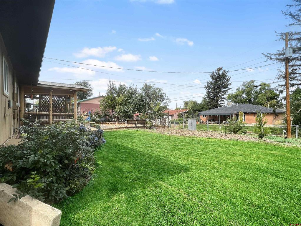 612 Baker Avenue