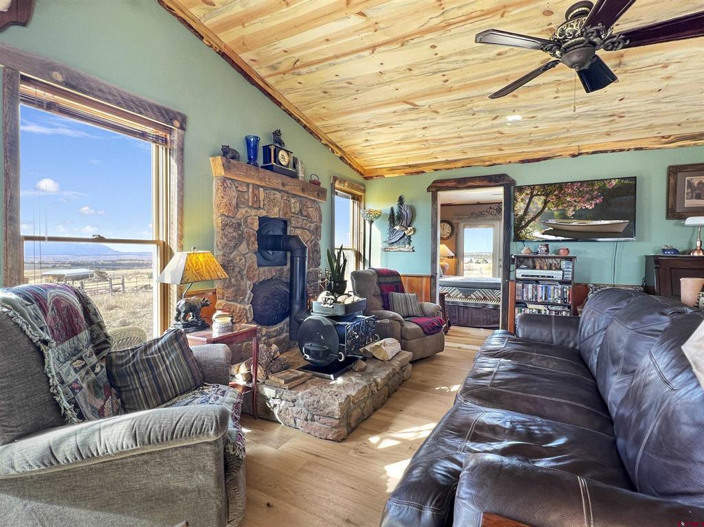 15842 Road 30