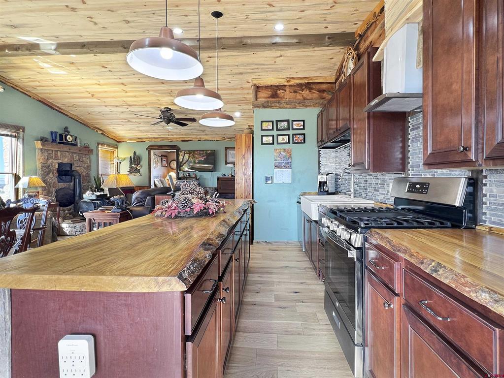15842 Road 30