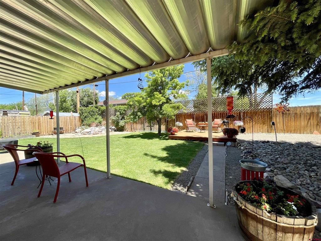 706 S Cedar