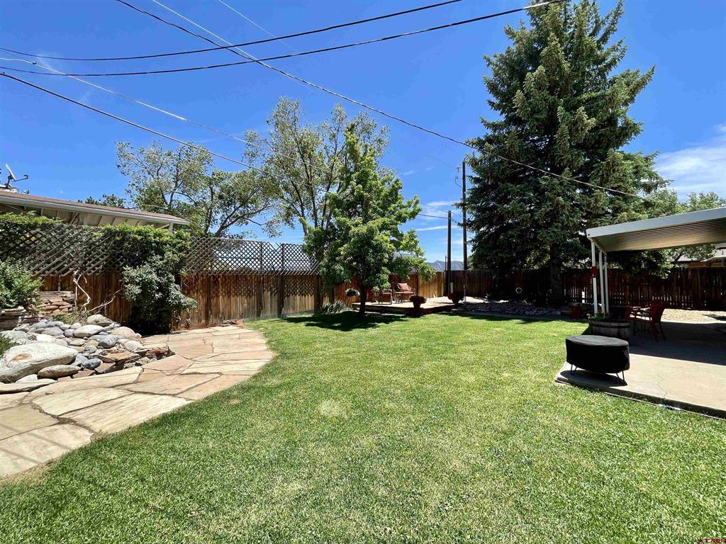 706 S Cedar