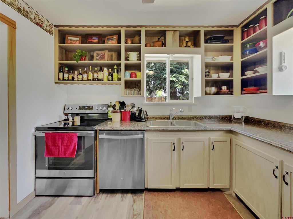 706 S Cedar