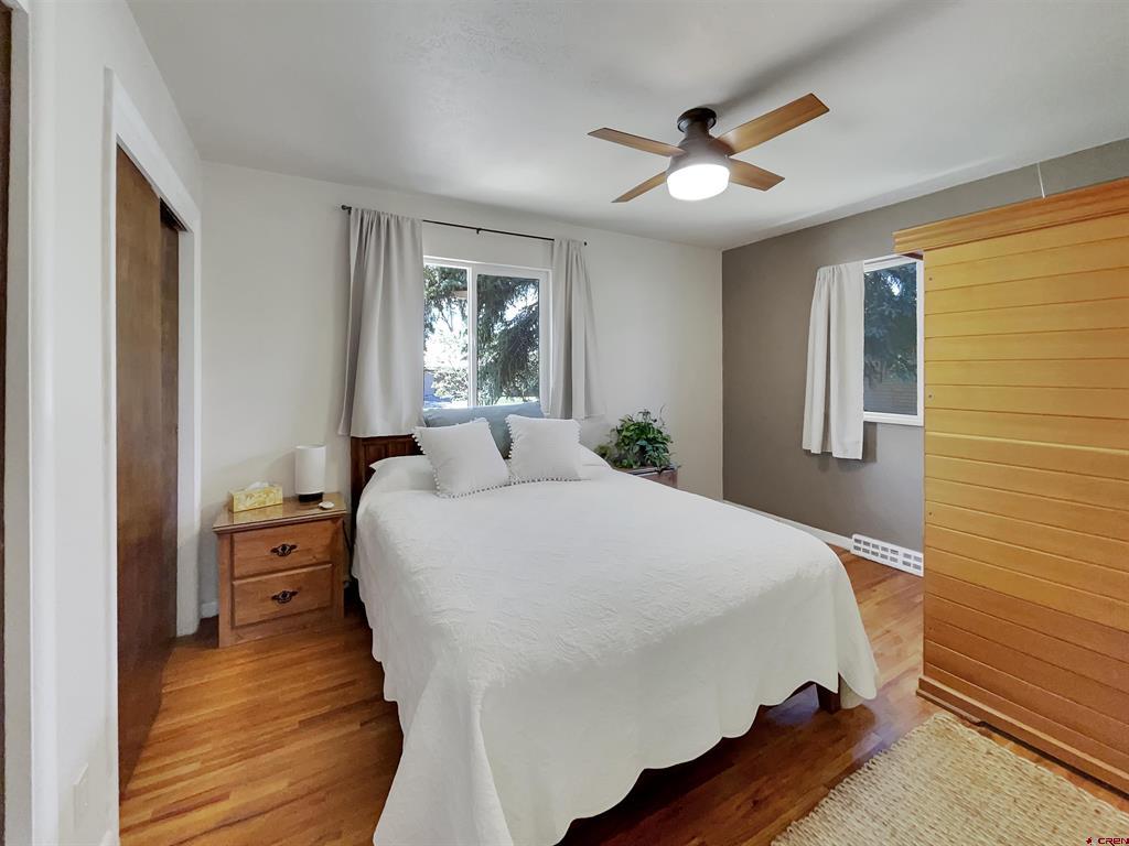 706 S Cedar
