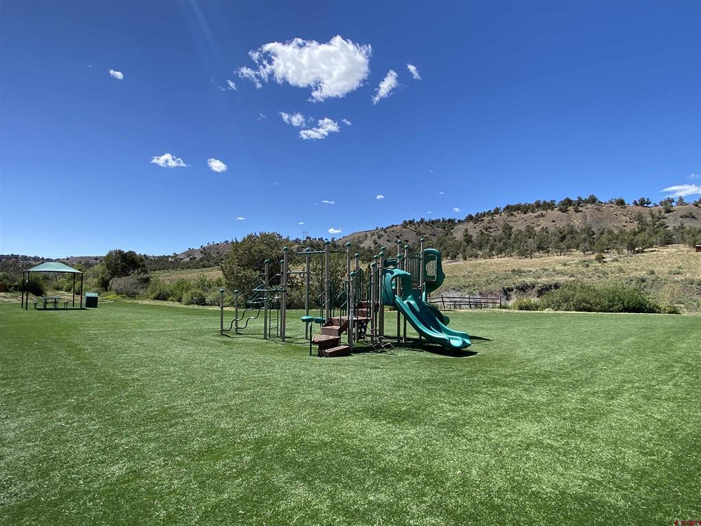 445 Angel Way