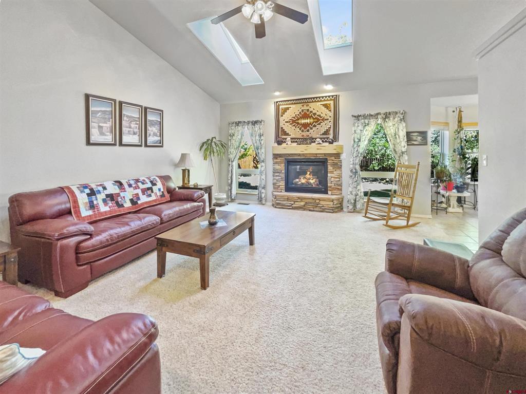1521 Cochita Drive