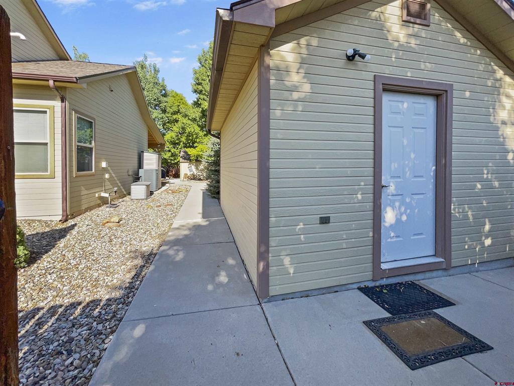 1521 Cochita Drive