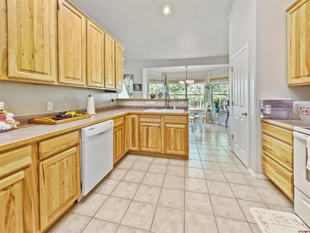 1521 Cochita Drive