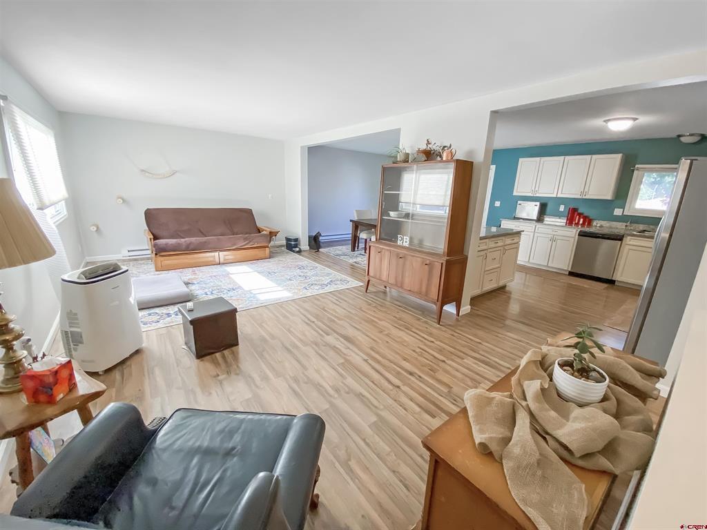 529 W 7th Street