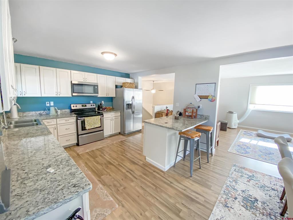 529 W 7th Street