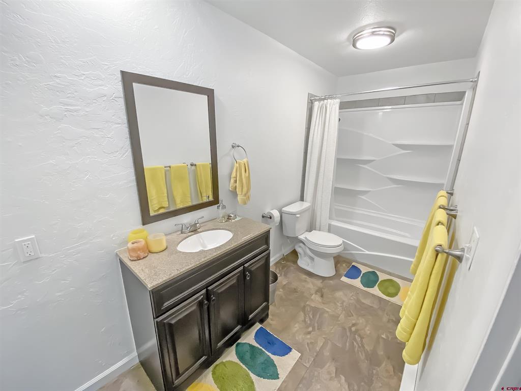 529 W 7th Street