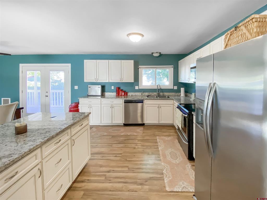 529 W 7th Street
