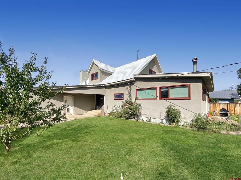 511 Bauer Avenue