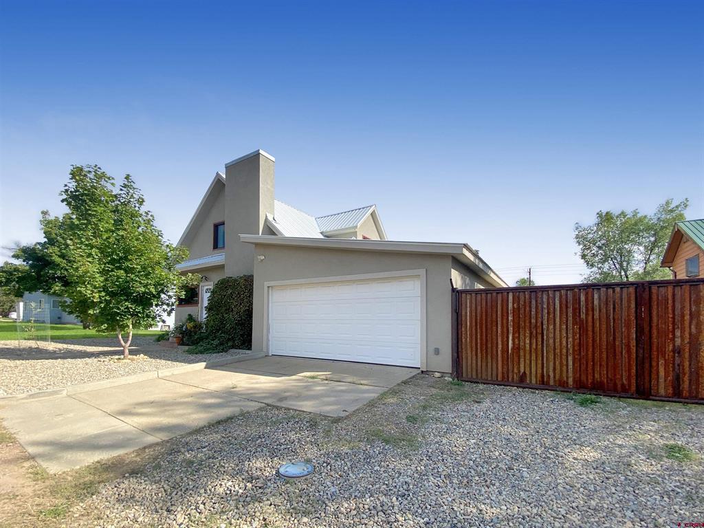 511 Bauer Avenue