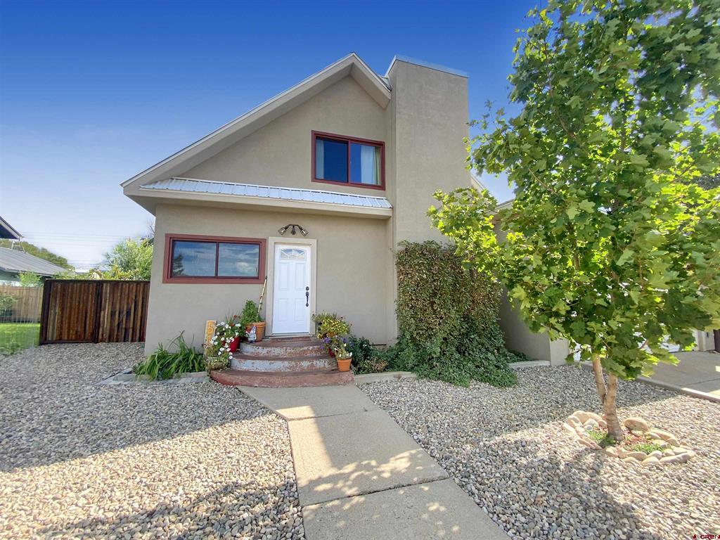 511 Bauer Avenue