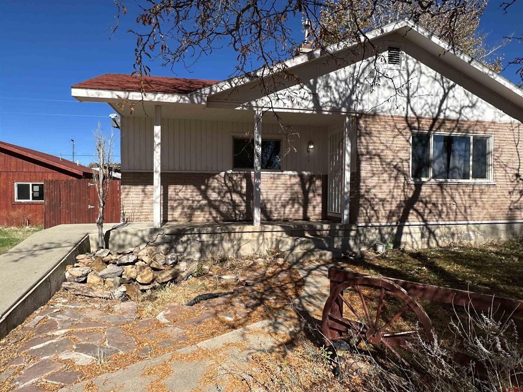 708 Canyon Drive