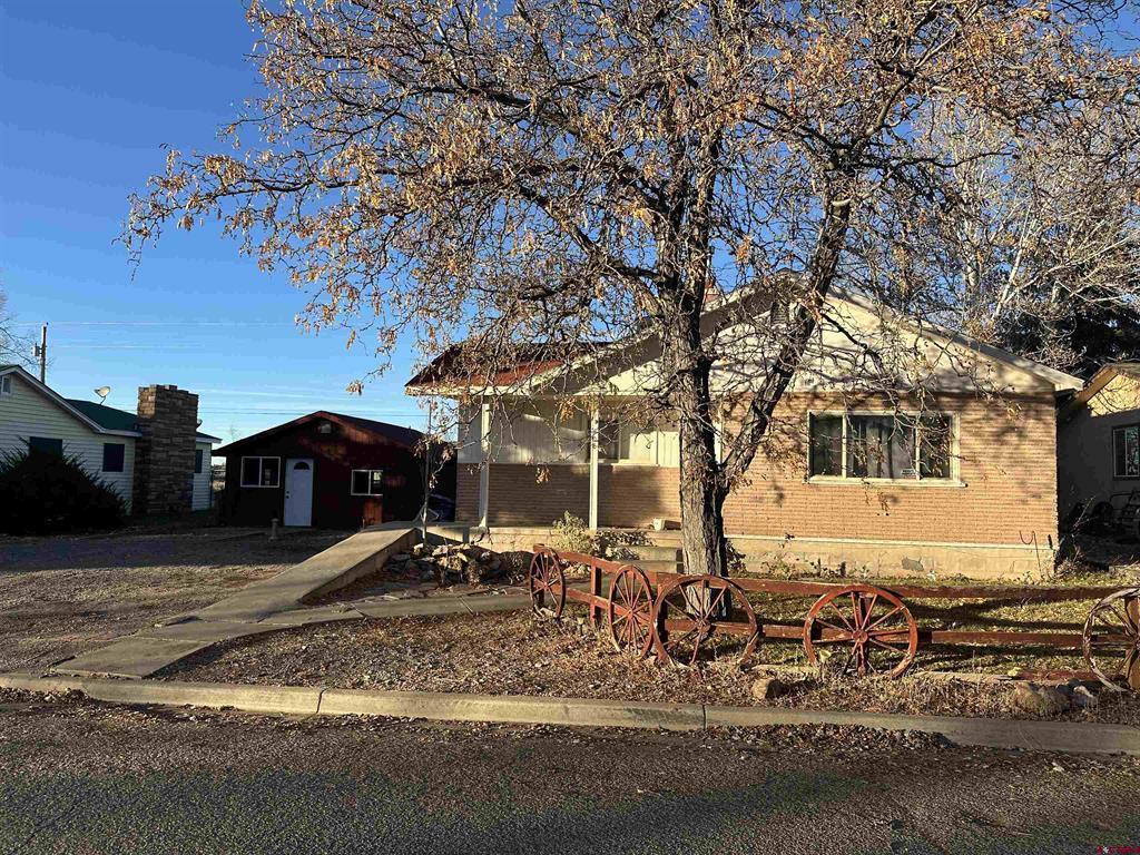 708 Canyon Drive