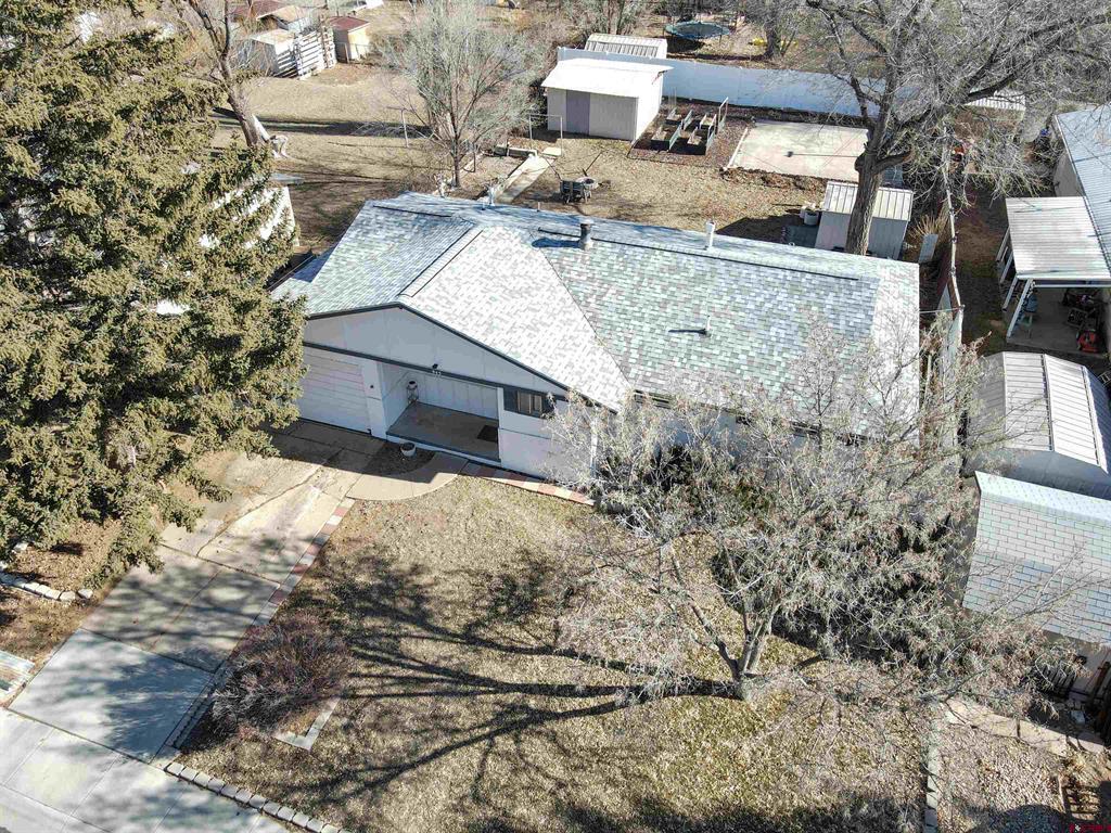 945 Livesay Drive