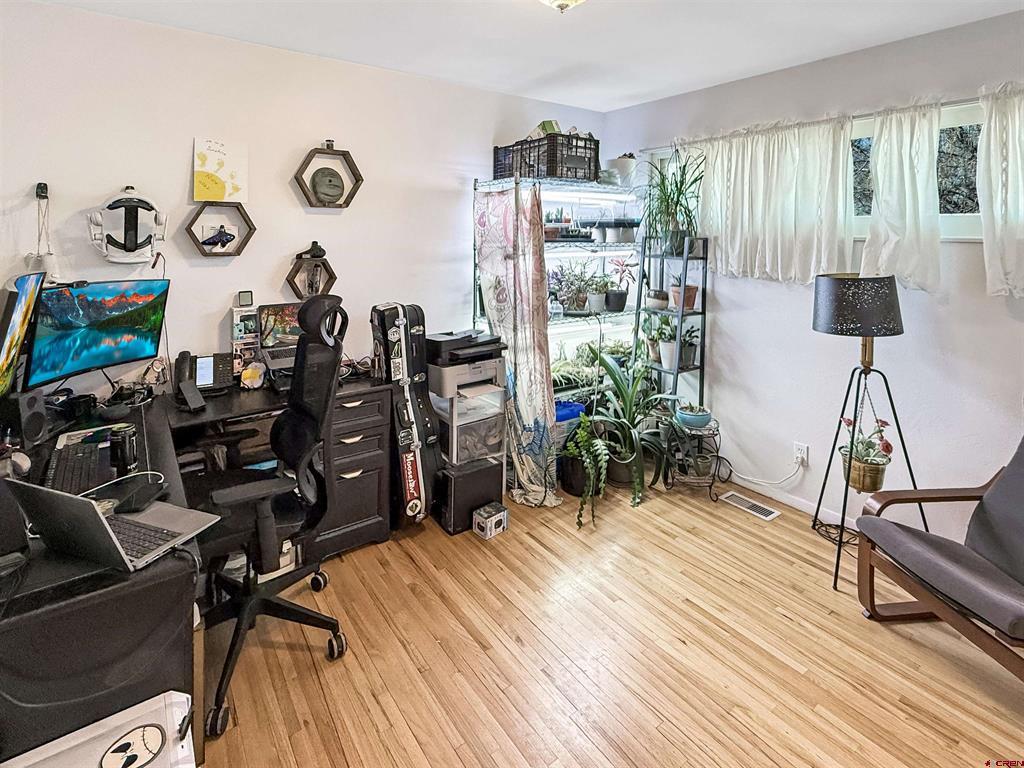945 Livesay Drive