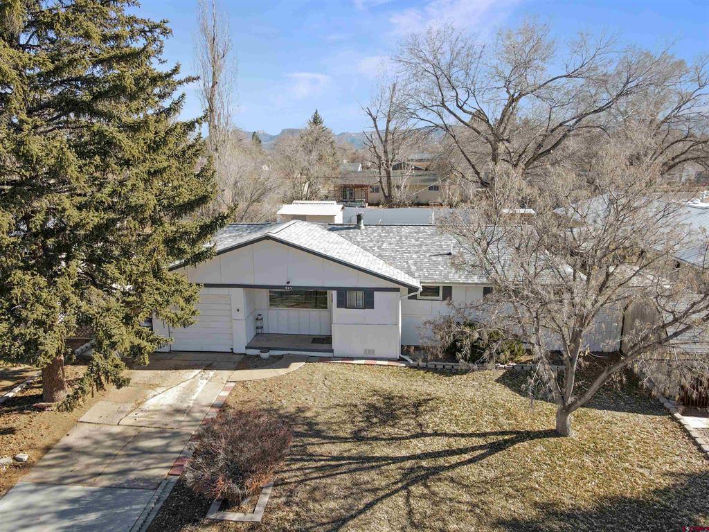 945 Livesay Drive