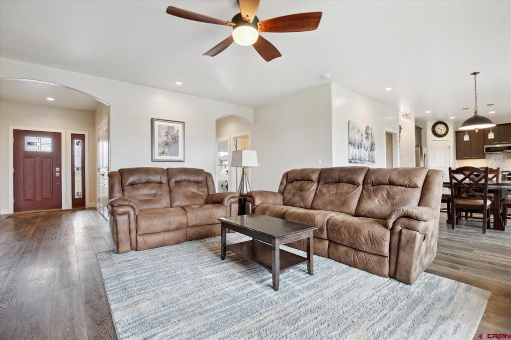 2194 Golf Course Lane