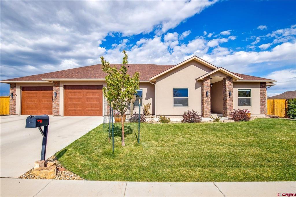 2194 Golf Course Lane